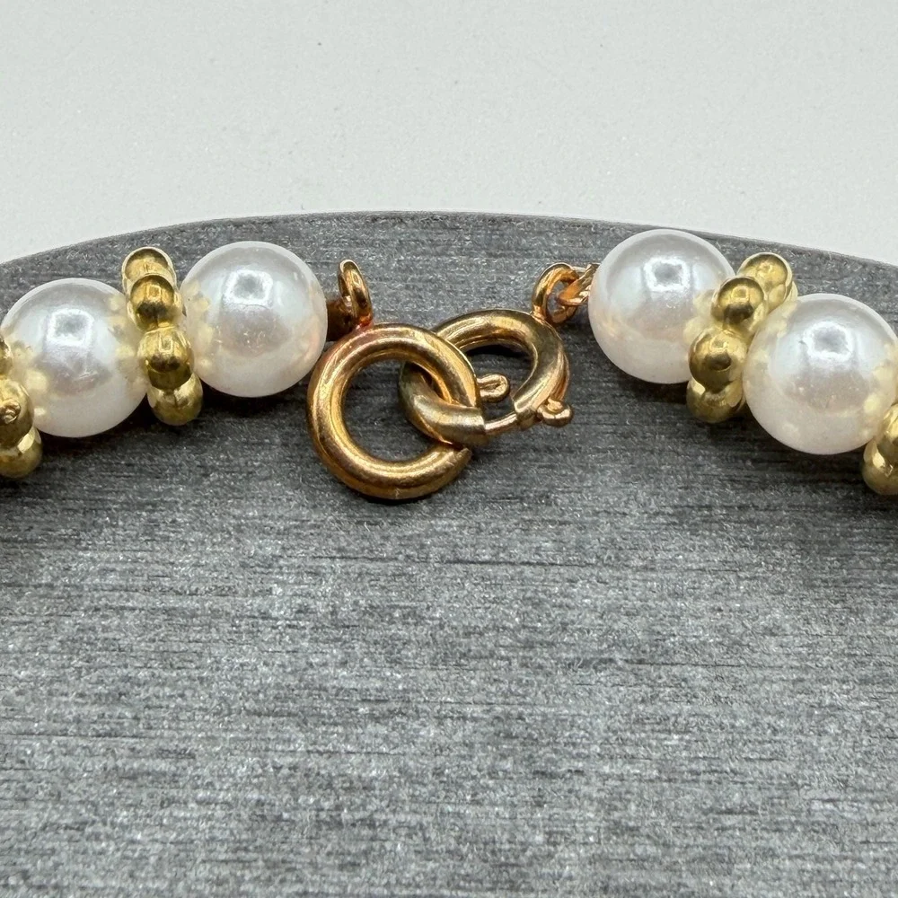 Faux Pearl Bracelet Gold Tone Beaded Floral Spacer Spring Ring Clasp Classic